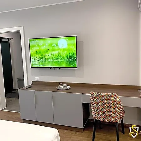 Saftica 酒店 布加勒斯特
