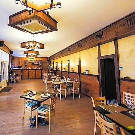 Saftica 酒店 布加勒斯特